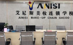 东莞学美甲要多长时间,学费大概要 美甲学校培训学费多少